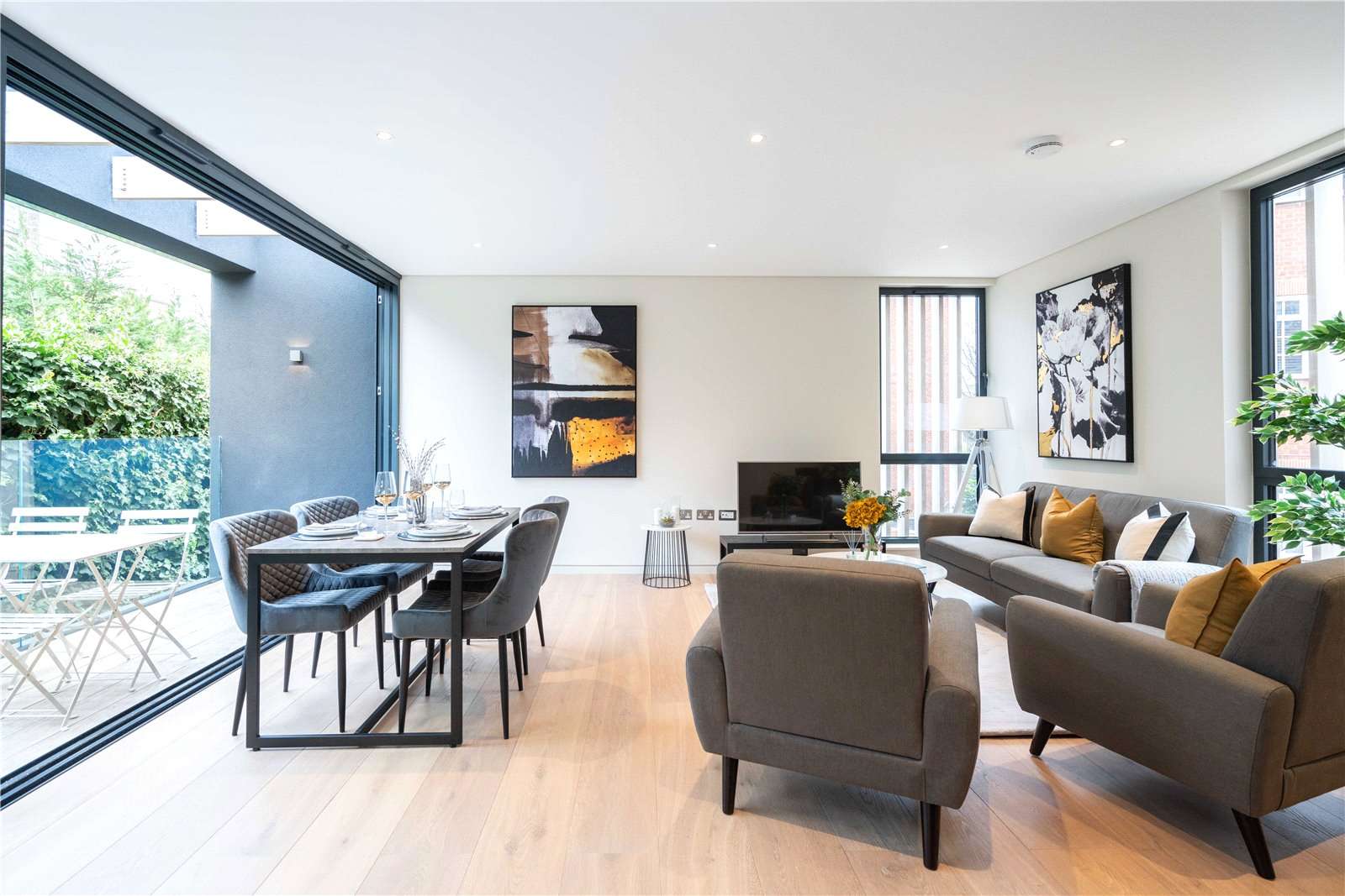 Grosvenor Court, Grosvenor Hill, Wimbledon, London, SW19 4RX Biens à vendre Savills