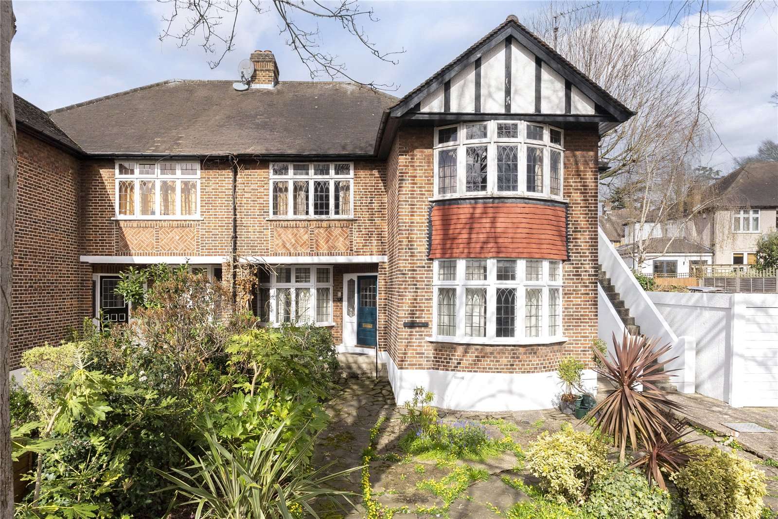 The Brambles, Woodside, Wimbledon, London, SW19 7AY Bất động sản để