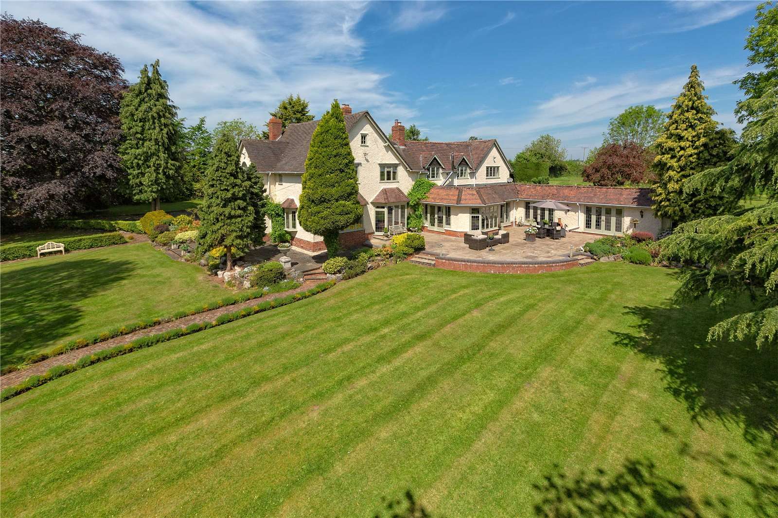 Churchill, Kidderminster, Worcestershire, DY10 3LZ Property for sale