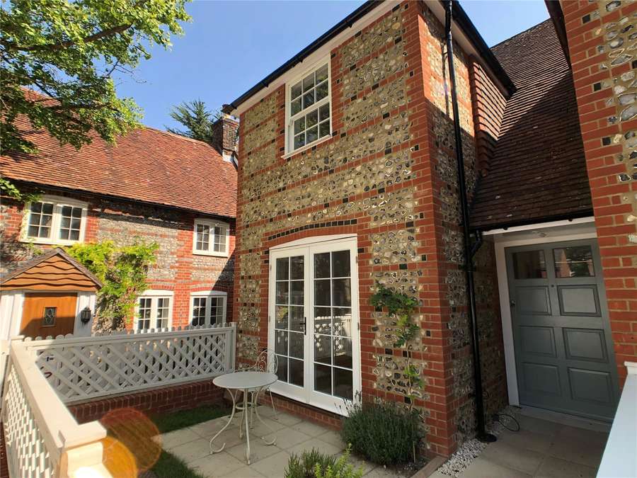 Savills Bluebell Cottage Marshalls Yard Jacklyns Lane
