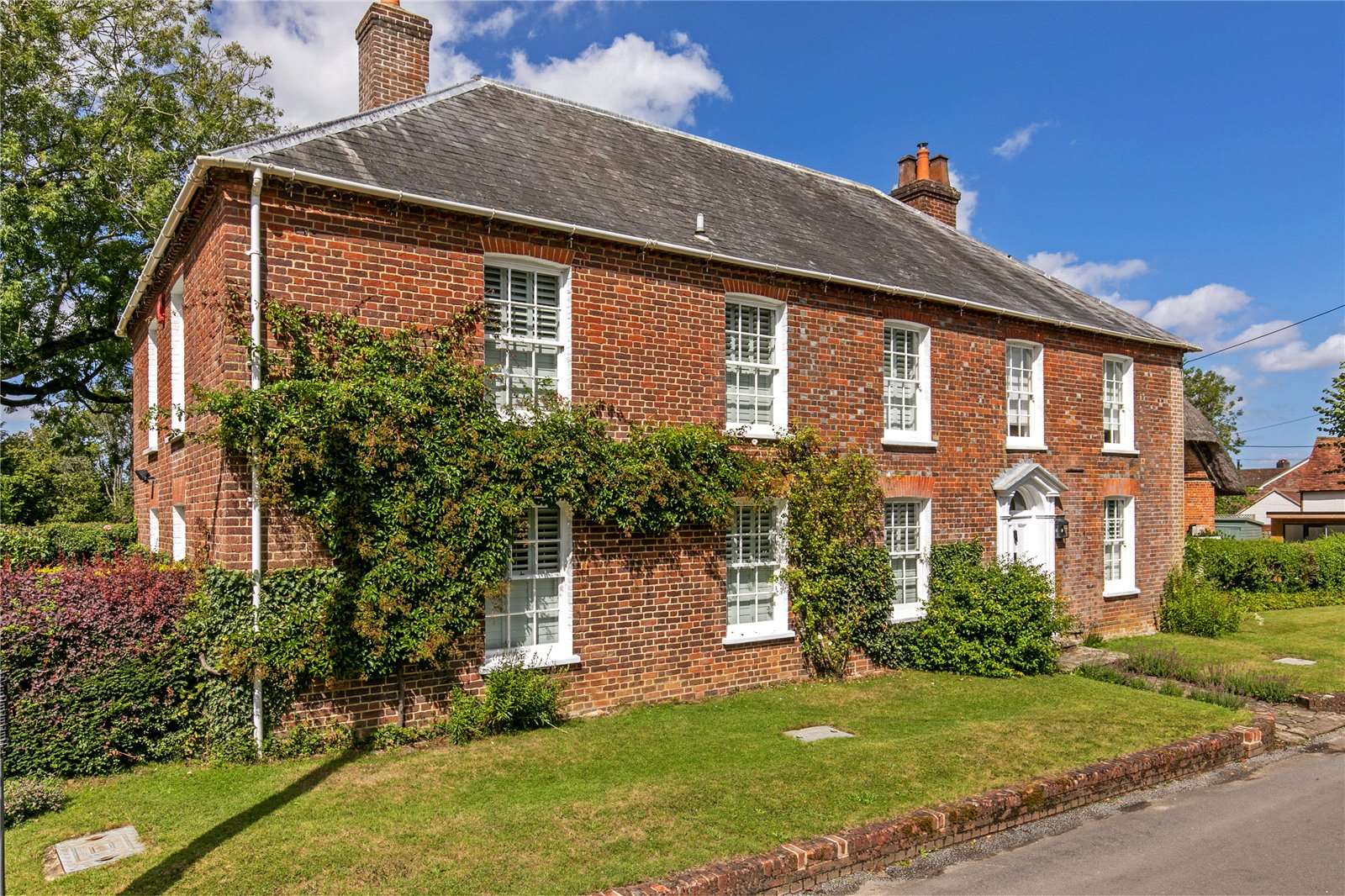 Down Street, Dummer, Basingstoke, Hampshire, RG25 2AD Property for