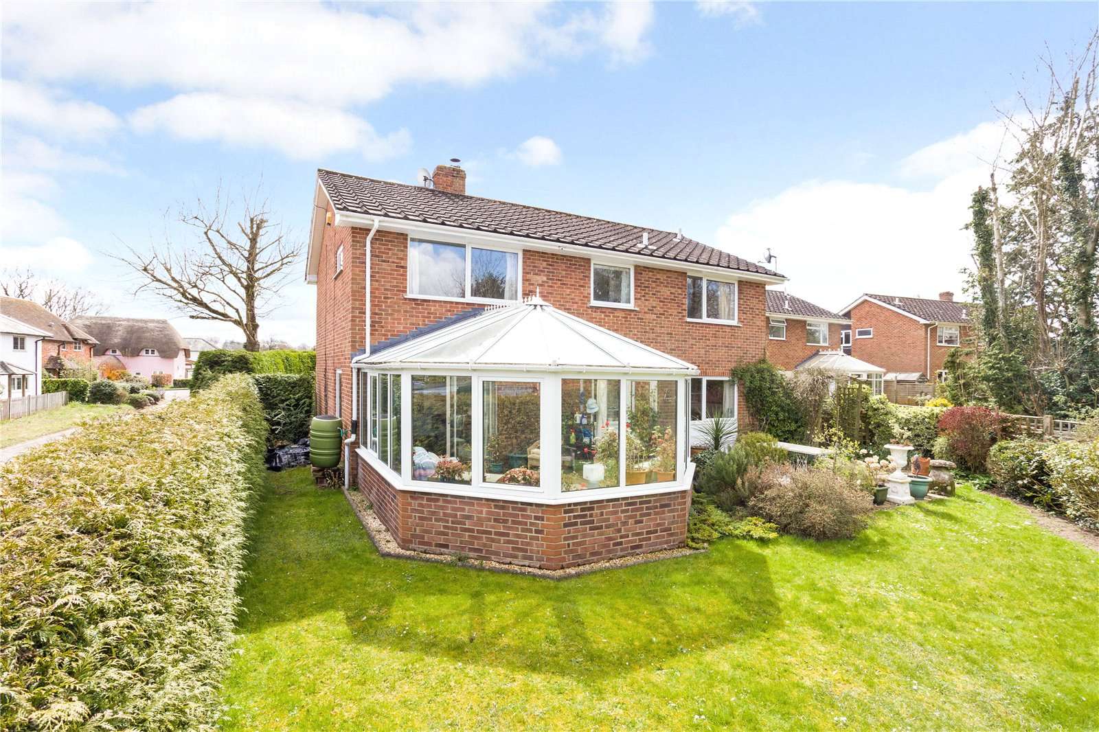 Warren Drive, Abbotts Ann, Andover, Hampshire, SP11 7DE Property for