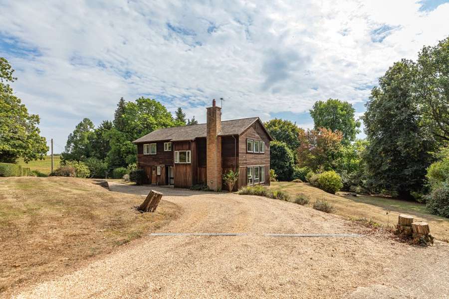 Bunny Lane, Sherfield English, Romsey, Hampshire, SO51 6FT Property