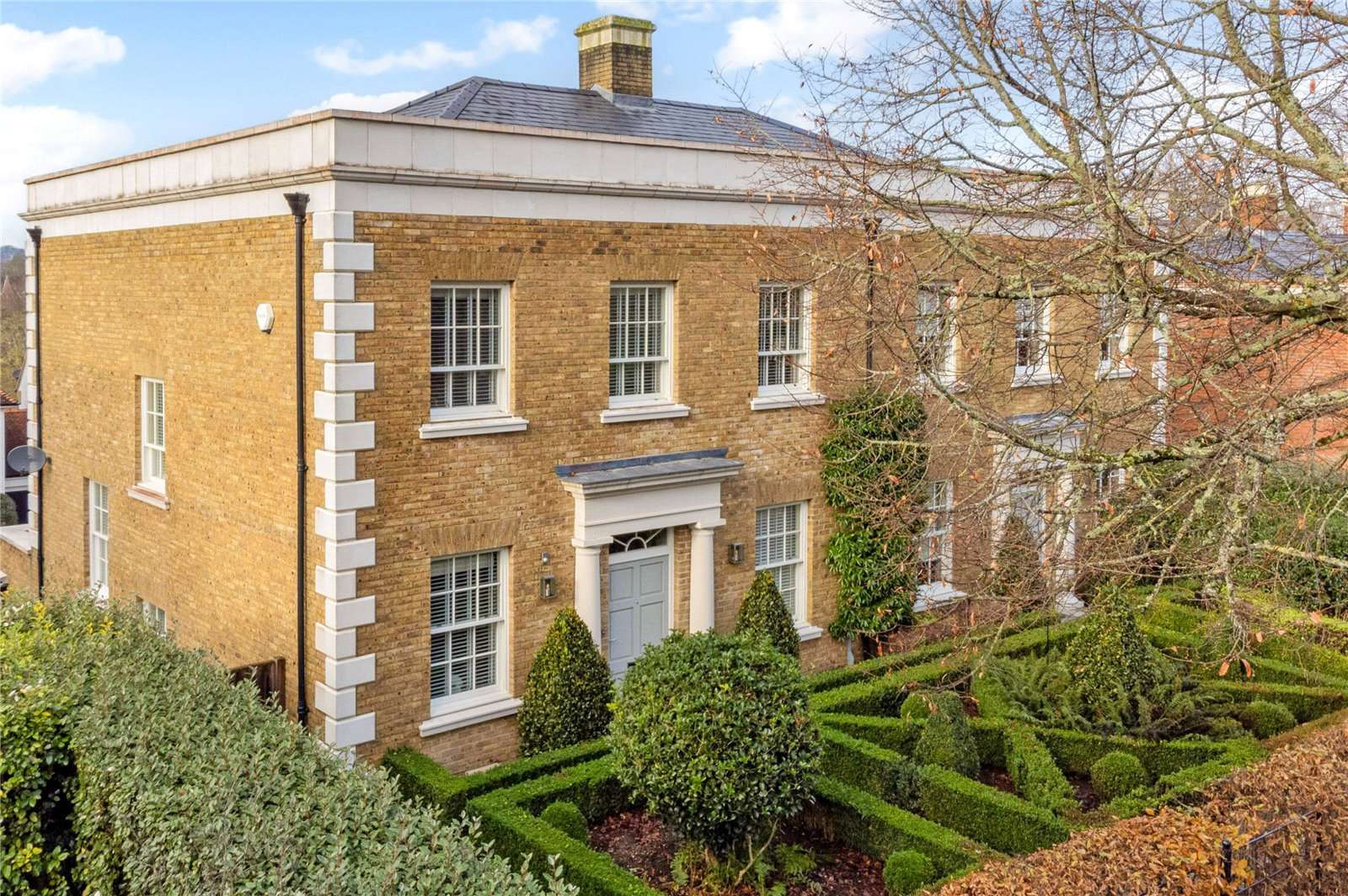 Chilbolton Avenue, Winchester, Hampshire, SO22 5HJ Property for sale