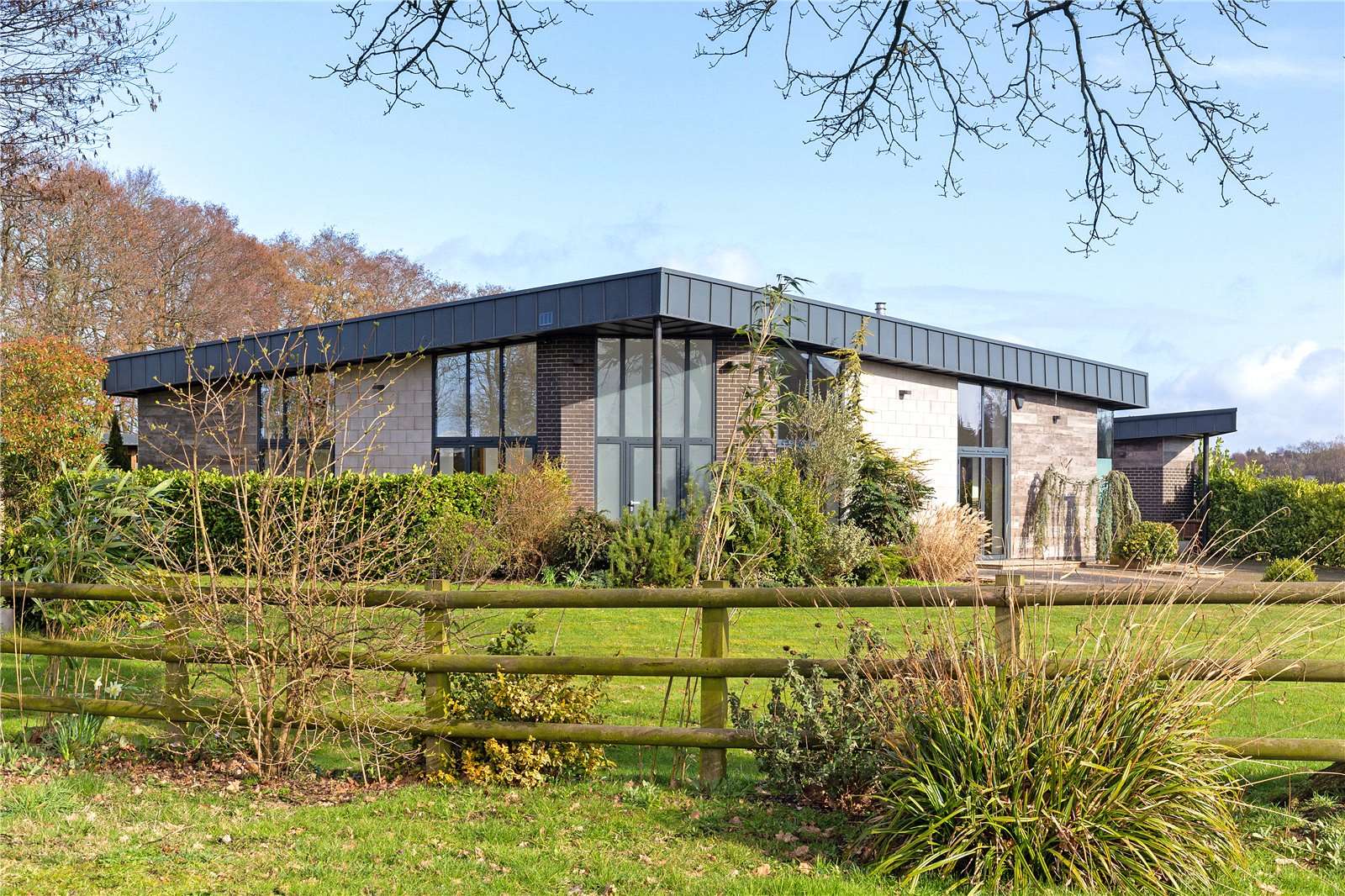 Middlewich Road, Cranage, Middlewich, Cheshire, CW10 9BF New homes to