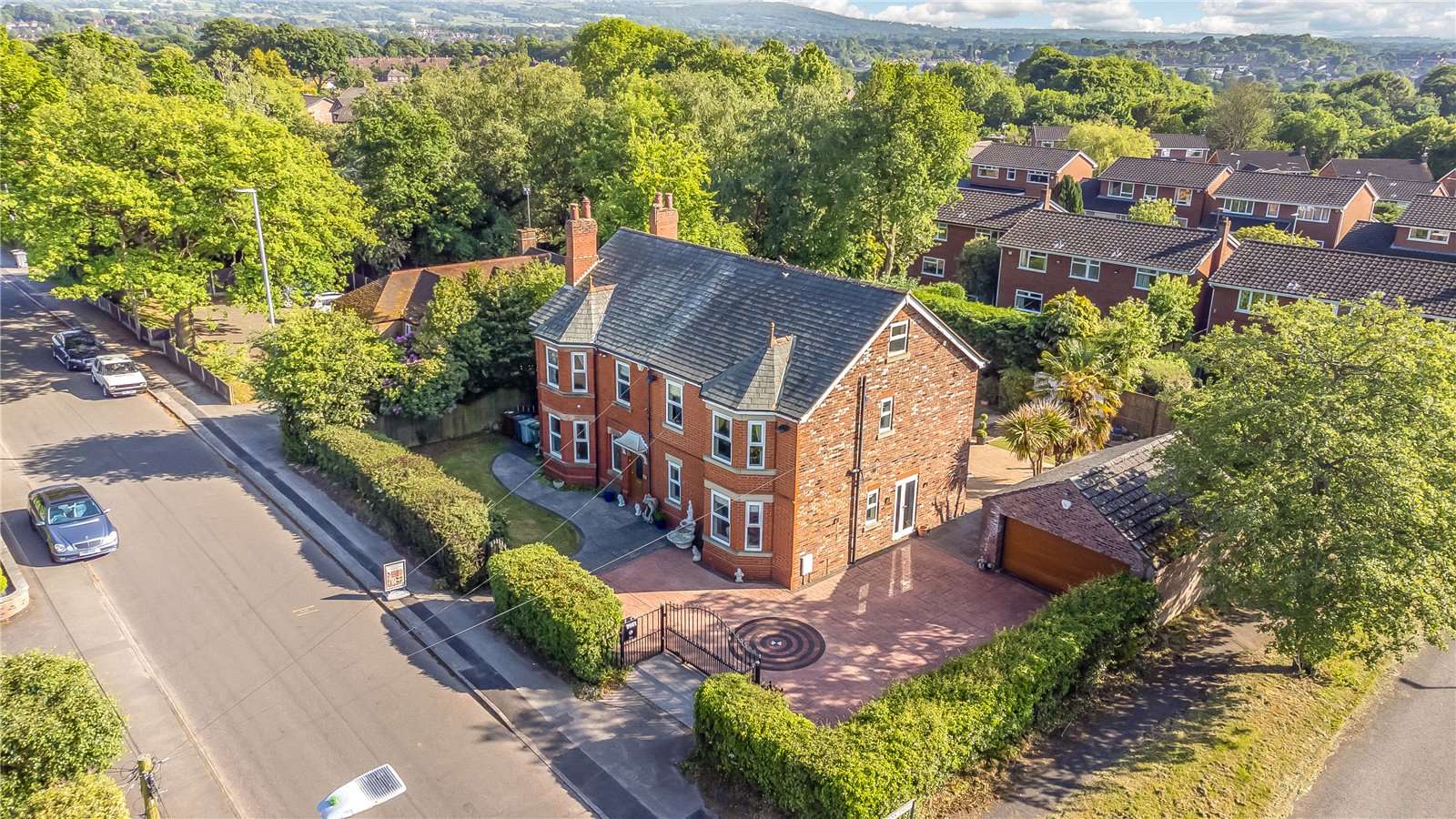 Giantswood Lane, Congleton, Cheshire, CW12 2HQ Property for sale