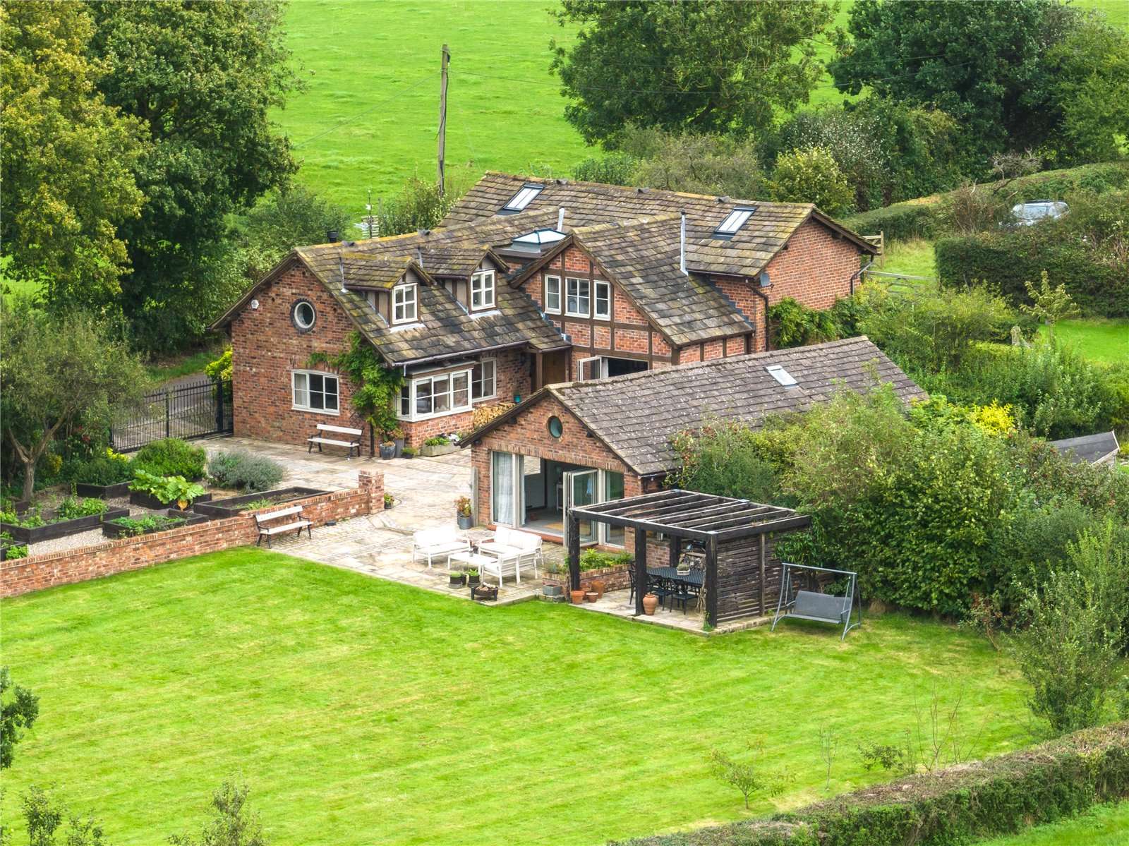 Blossoms Lane, Woodford, Stockport, Cheshire, SK7 1RF Property for