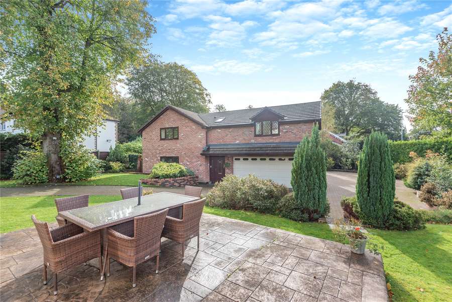 South Park Drive, Poynton, Stockport, Cheshire, SK12 1BN Property for