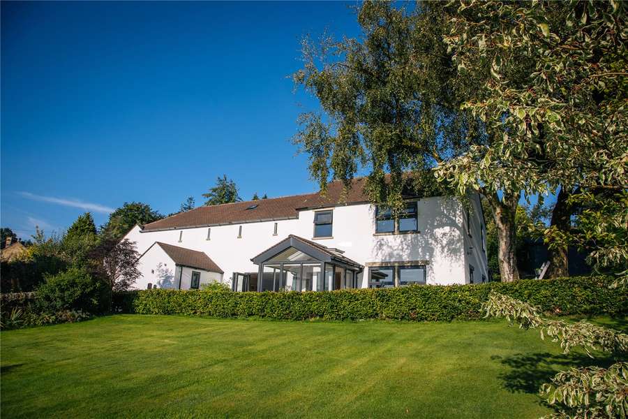 Stoneheads, Whaley Bridge, High Peak, Derbyshire, SK23 7BB Property