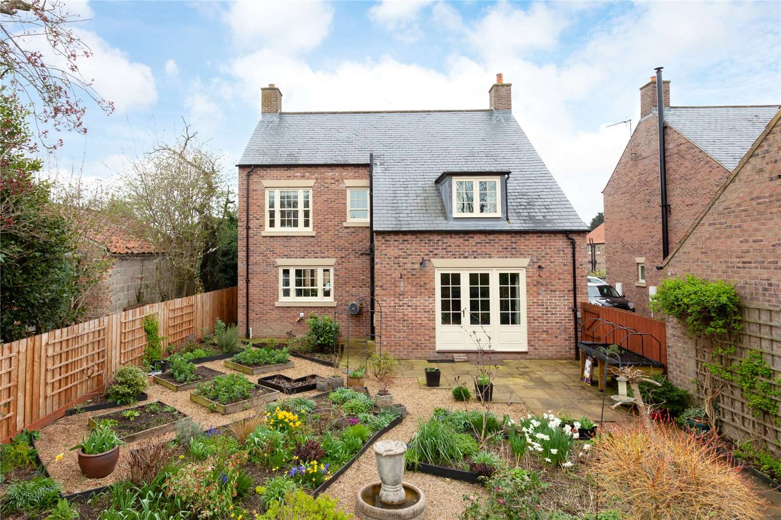 The Pines, Sowerby, Thirsk, North Yorkshire, YO7 1GN Eigentum zum