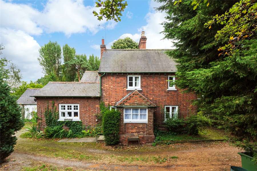 York Road, Escrick, York, YO19 6EY Property for sale Savills
