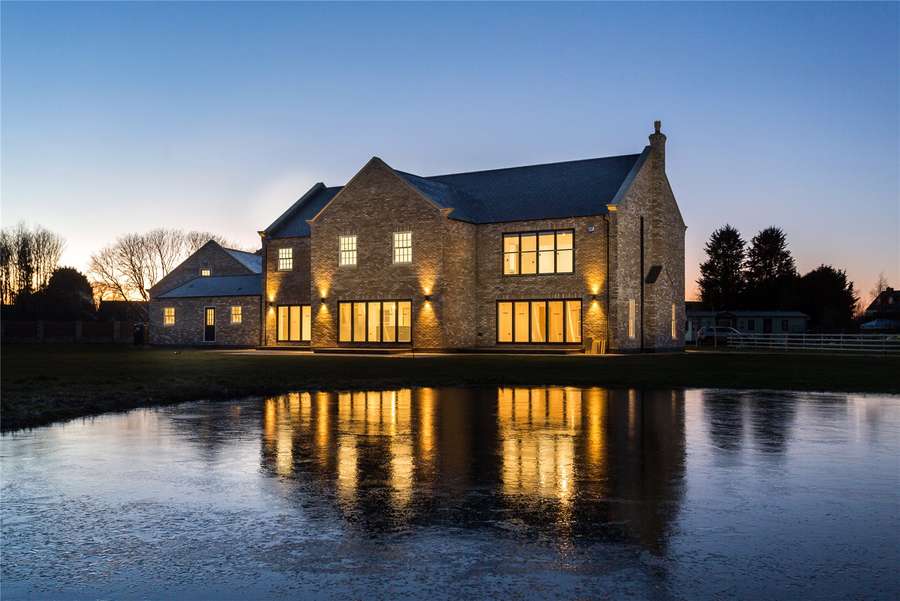 Blue Cedars, Manor Fields, Breighton, Selby, YO8 6AF New homes for