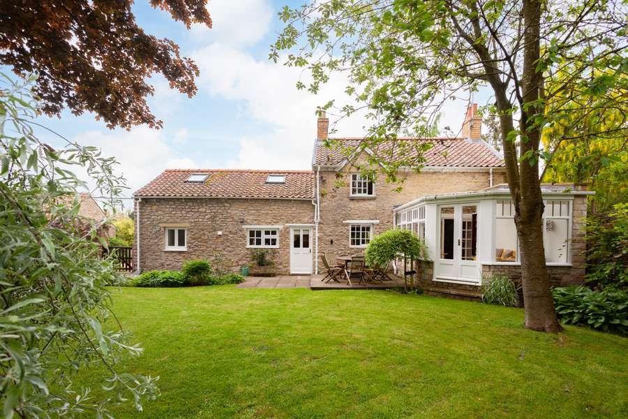 Carlton Road, Helmsley, York, YO62 5HA Property for sale Savills