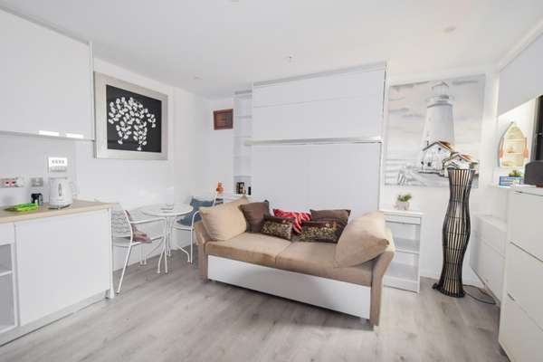 Gibraltar - The Hub…