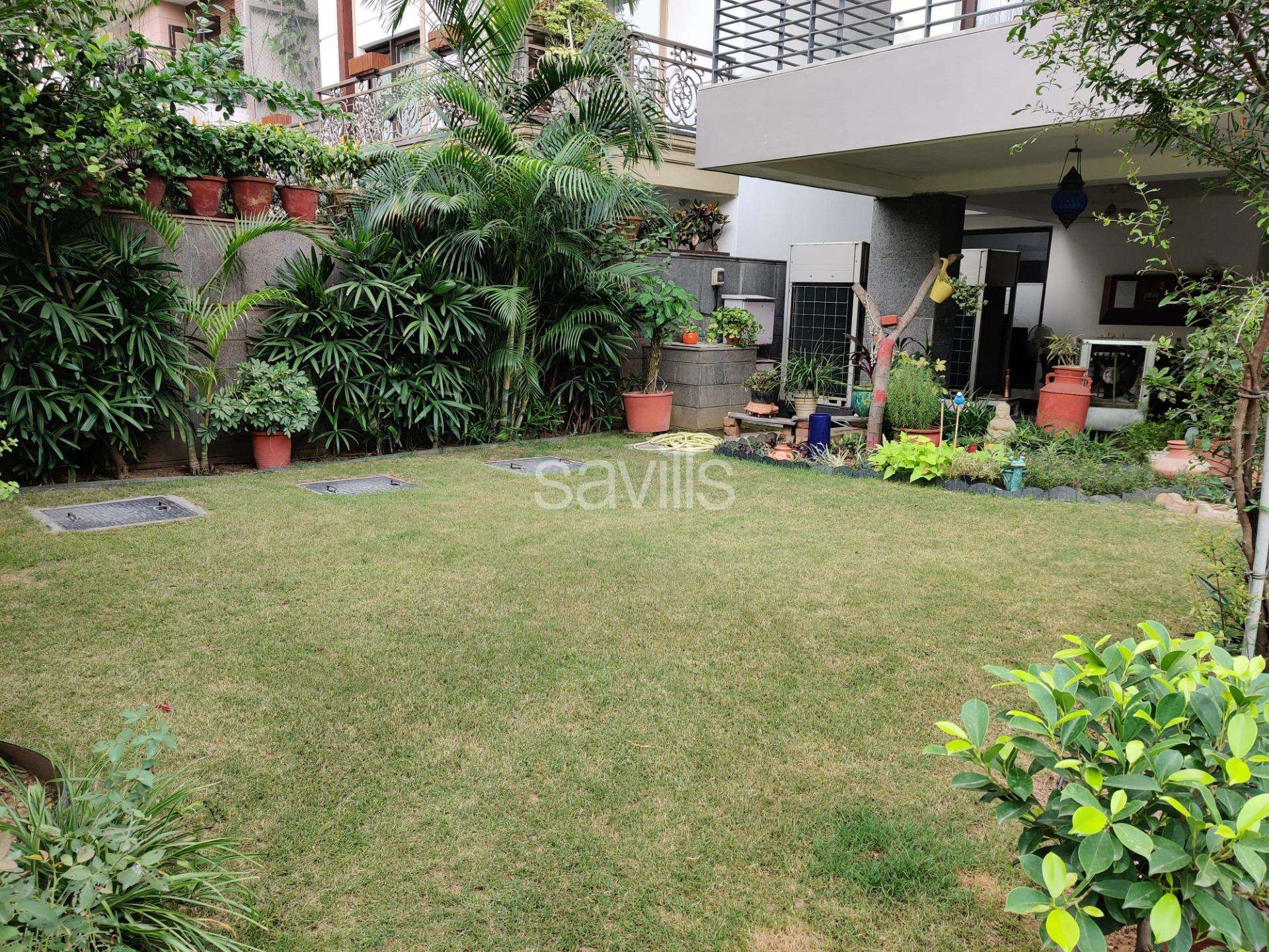 Ground Floor with Basement, Jor Bagh, Central Delhi, Delhi Property