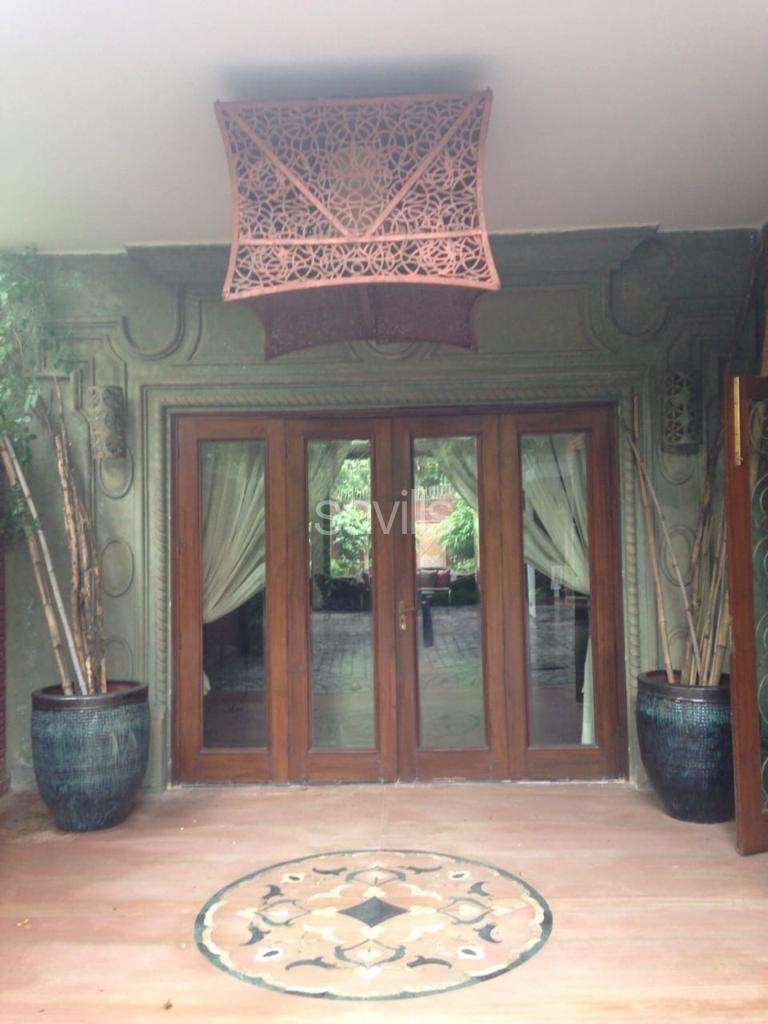 Luxurious Farmhouse on Lease, Pushpanjali Farms, South Delhi