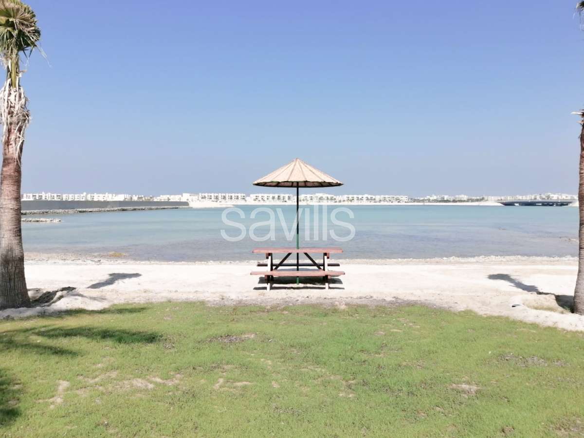 Rare 4 bed with huge garden. On the sea!, Budaiya, Northern Governorate