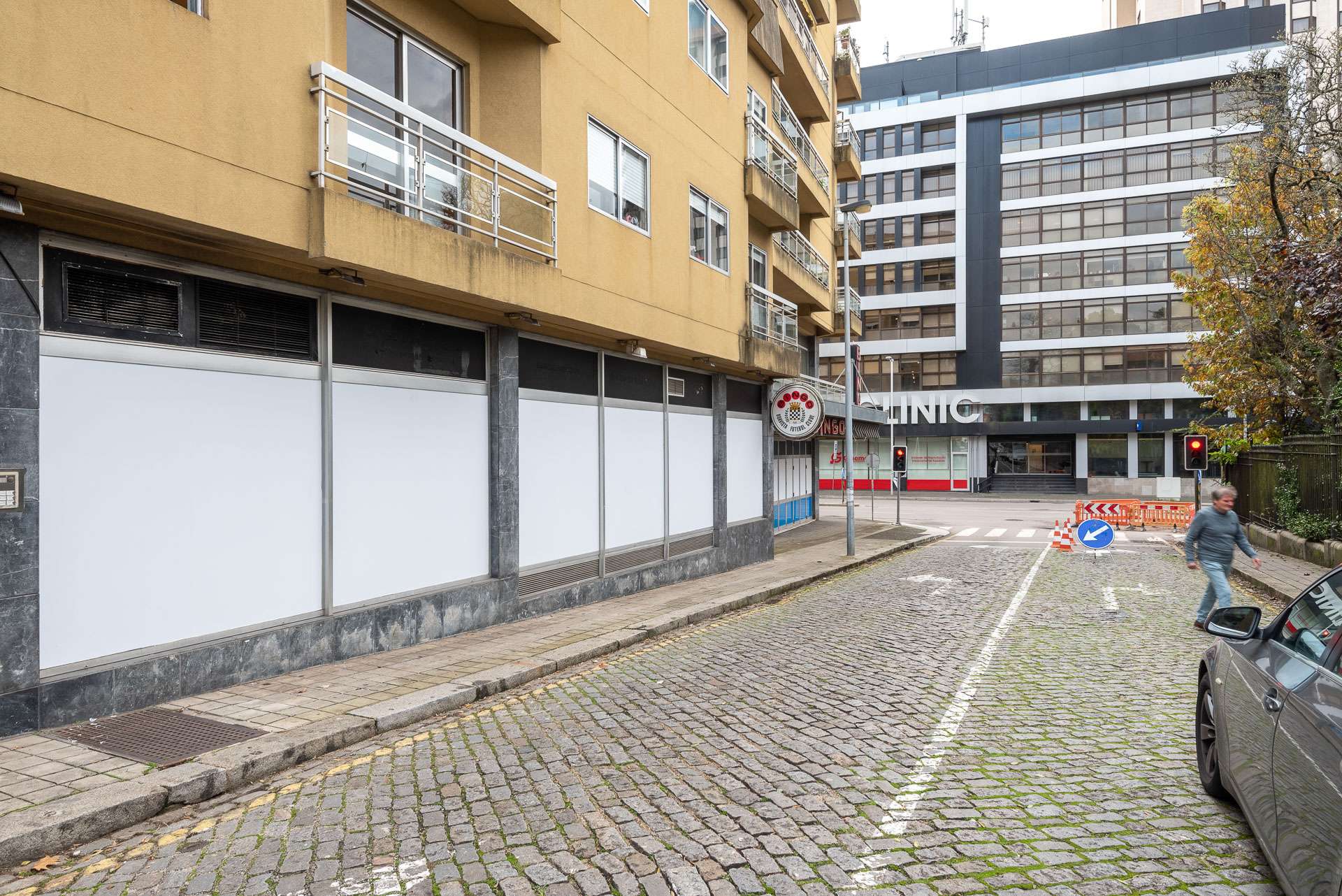 Loja Boavista, Avenida da Boavista, Lordelo do Ouro, Porto, 4100-113 ...