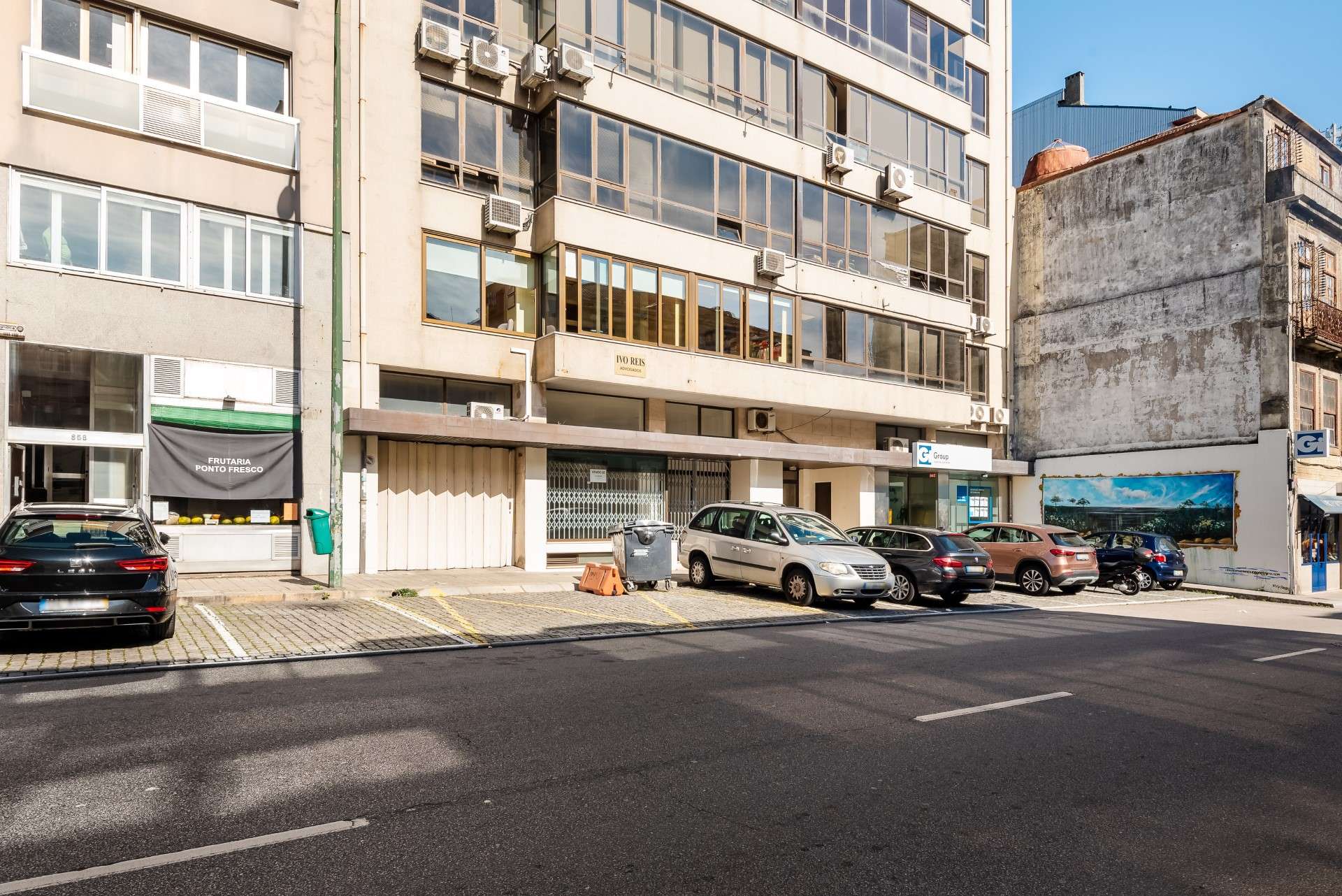 Loja Boavista (LOJ1802) Rua da Boavista 846 R/C - Y  