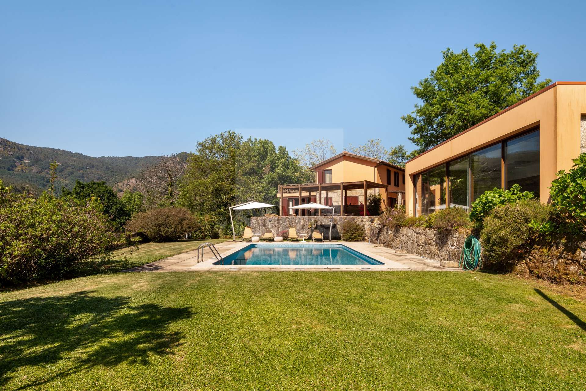 Villa in Albufeira da Caniçada, Gerês, Ventosa e Cova, Vieira do Minho
