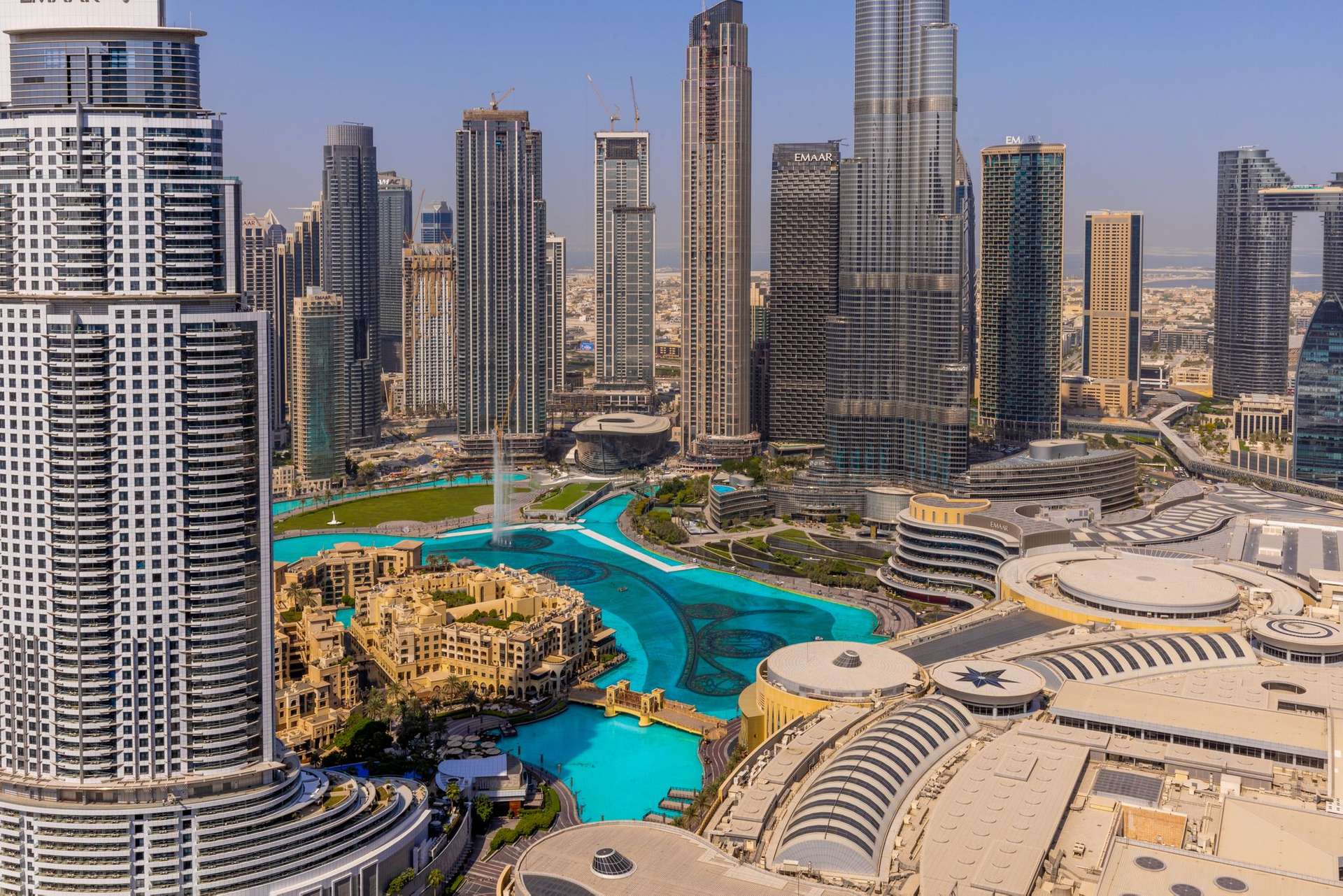 Full Burj Khalifa View Tower Available, Downtown Dubai