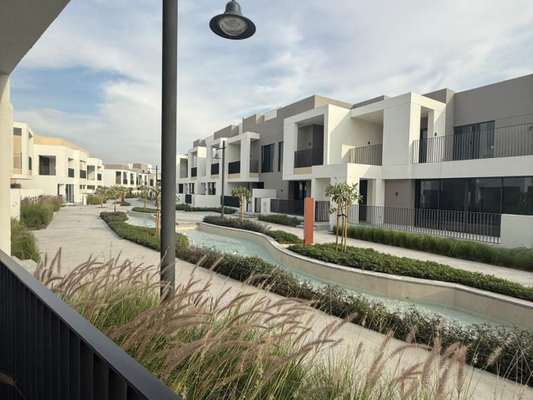 DAMAC LAGOONS - LAGOON VIEWS 13