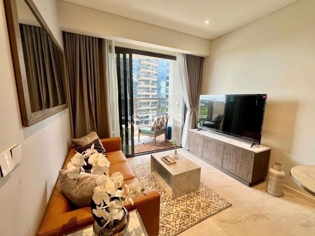 For rent bedroom at Opera Metropole with fully furnished, River