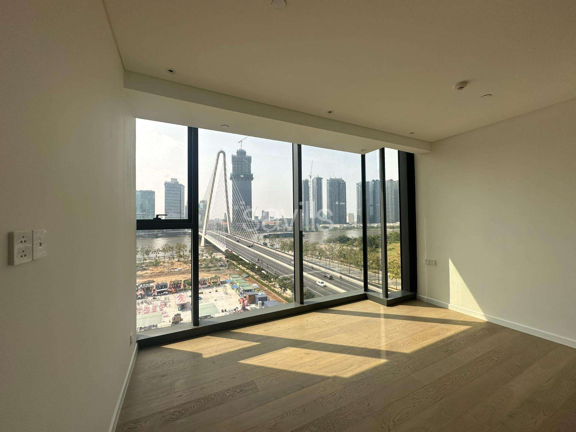 For rent Opera Metropole bedrooms, fully furnished, River view